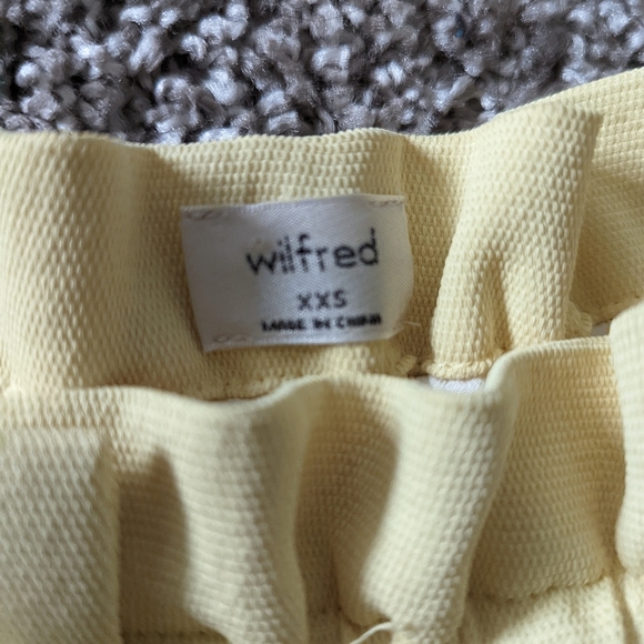 Wilfred Yellow Lucienne Short - Picture 6 of 10